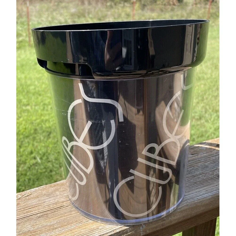 Vintage 1981 Ice Bucket 